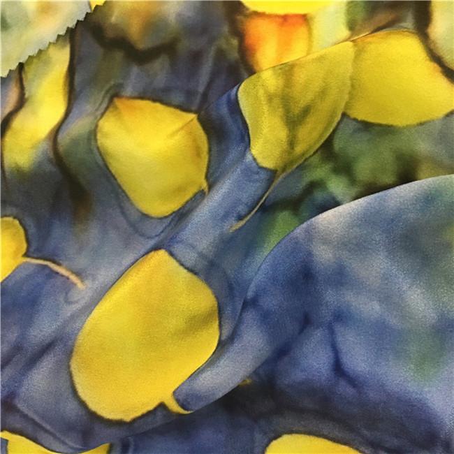 silk crepe fabric.jpg